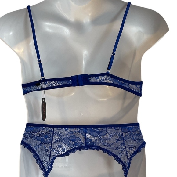 Avidlove Blue Lace Bra and Garter. New with tags Size Large - Picture 5 of 10